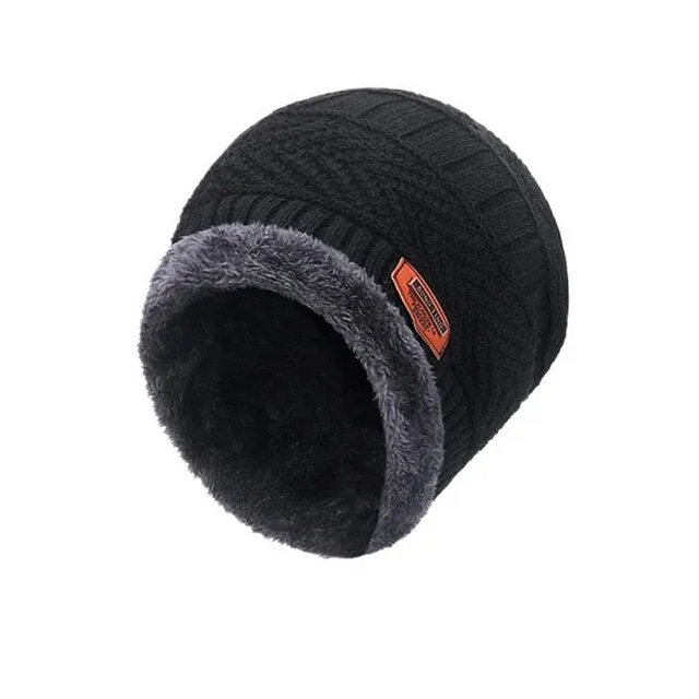 Cuzcare Set Hat Scarf for Men and Women Neck Protection Outdoor Warm Fleece Liner Knit Winter