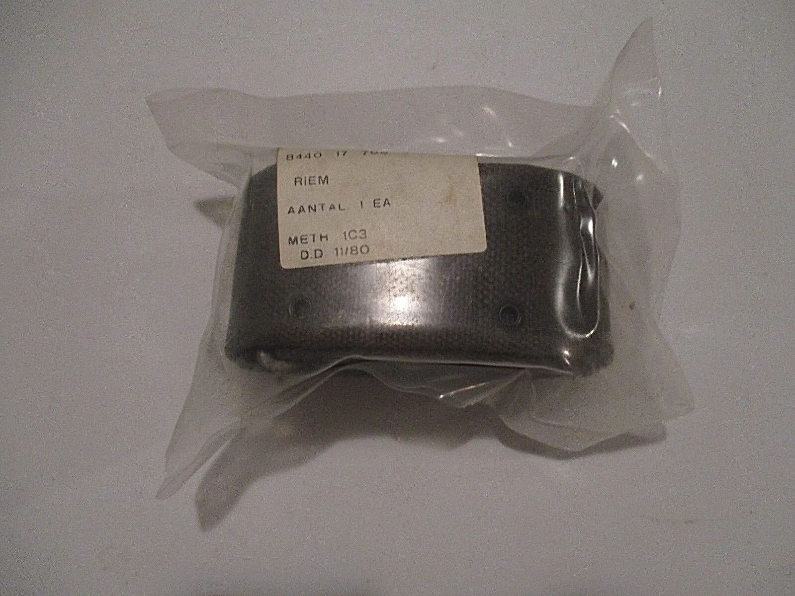 DUTCH MILITARY COMBAT PISTOL BELT HEAVY WEB OD GREEN BRITISH MADE P-37 PATTERN