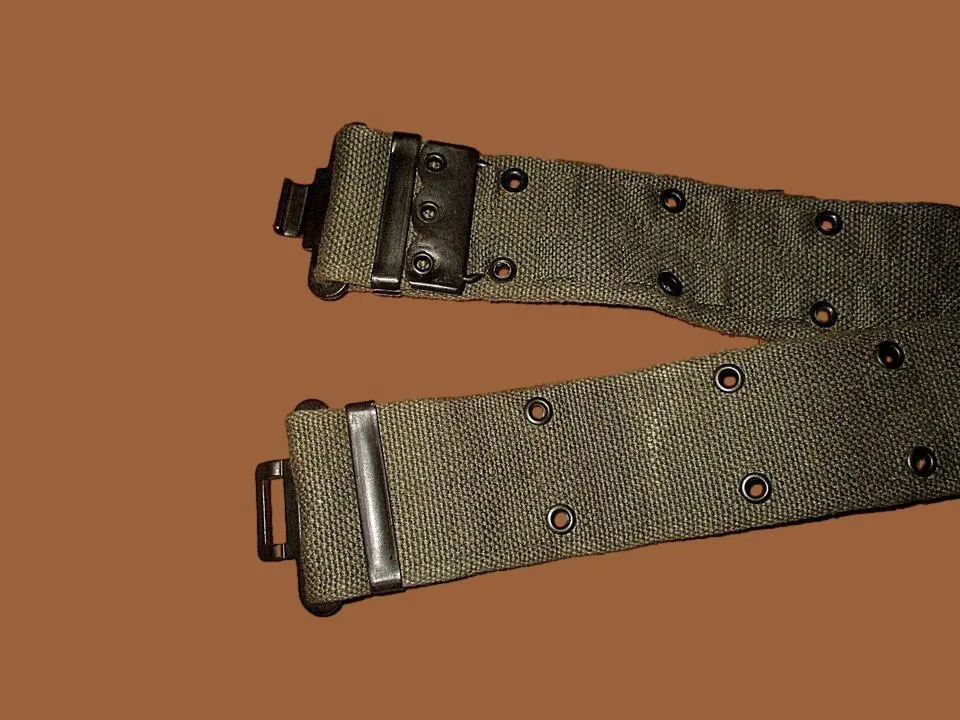 DUTCH MILITARY COMBAT PISTOL BELT HEAVY WEB OD GREEN BRITISH MADE P-37 PATTERN